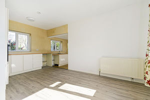 Kitchen/breakfast room- click for photo gallery